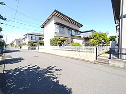 埼玉県上尾市大字小泉