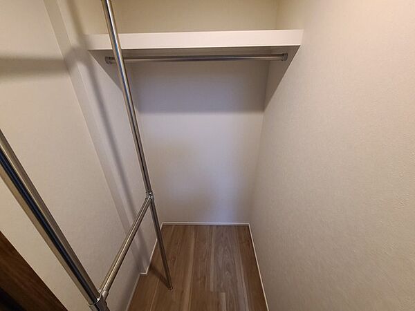 すっきりと整えられた空間は、日々の暮らしにゆとりと心地よい落ち着きをもたらしてくれます。