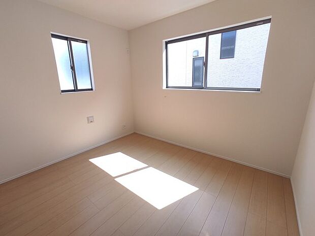 この部屋だれの部屋にしようかな、なんて会話を現地で楽しんでください。
