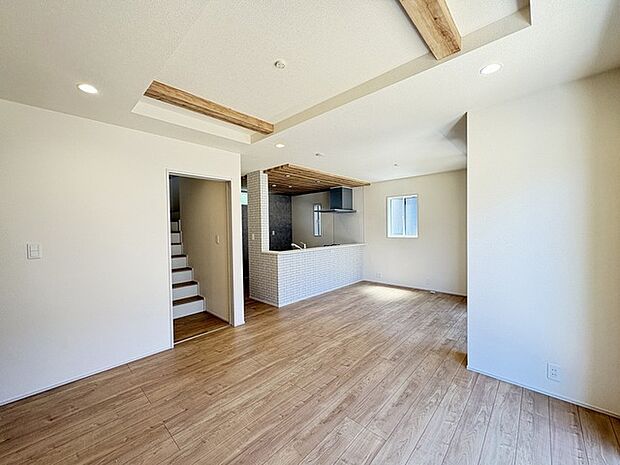 家族団らんの時間も増えそうな、くつろぎのLDK。