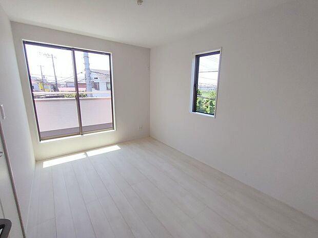 子供部屋には丁度良い洋室。サイズは6帖。