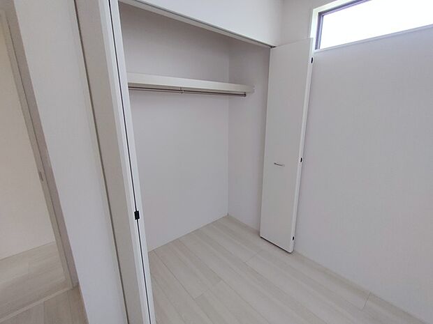 部屋ごとに設けた収納は、住みやすさへのこだわり。 