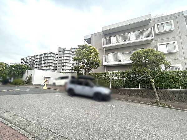 現地には写真や資料だけでは知りえない情報がたくさんございます。
