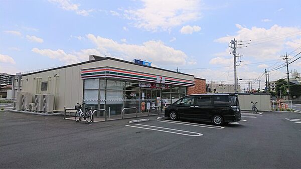 セブンイレブン春日一丁目店（240m）