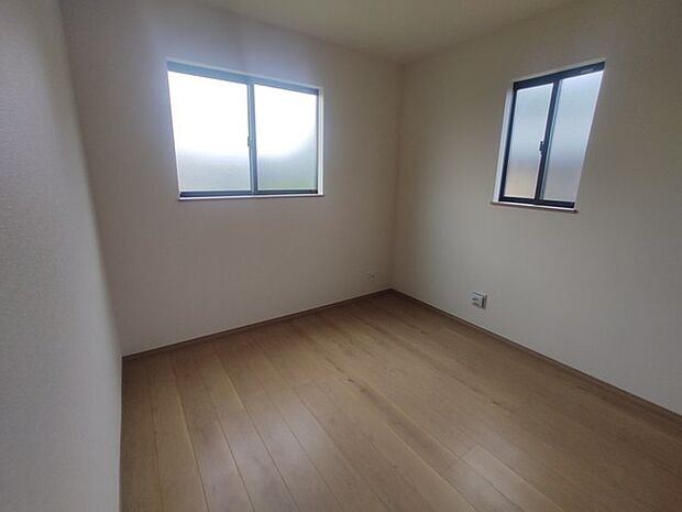 この部屋だれの部屋にしようかな、なんて会話を現地で楽しんでください。