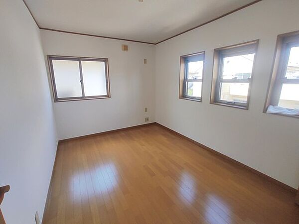 この部屋だれの部屋にしようかな、なんて会話を現地で楽しんでください。