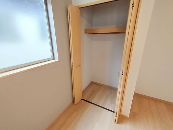 部屋ごとに設けた収納は、住みやすさへのこだわり。