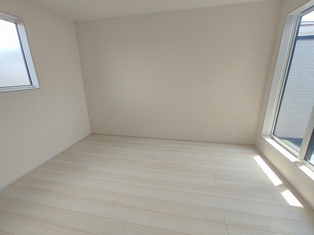 この部屋だれの部屋にしようかな、なんて会話を現地で楽しんでください。