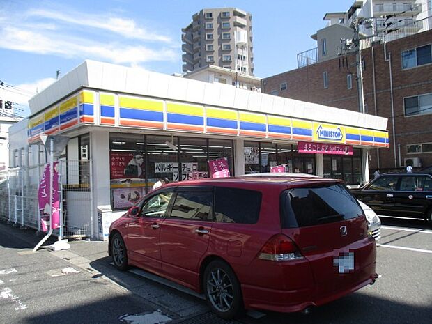 ミニストップ土呂駅前店（590m）