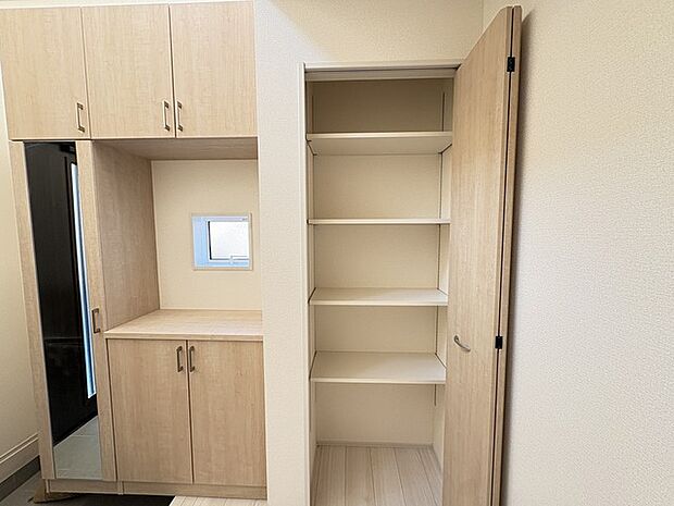 全居室はもちろん、共用スペース収納もあり、すっきり片づけて広く使えます。