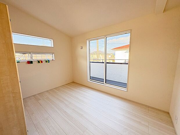 この部屋だれの部屋にしようかな、なんて会話を現地で楽しんでください。