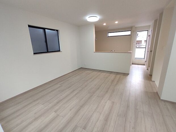 リビング空間にこだわりたい方に、見ていただきたい住宅です。