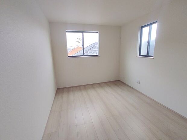 子供部屋には丁度良い洋室。