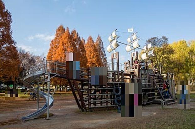 三橋総合運動公園(820m)