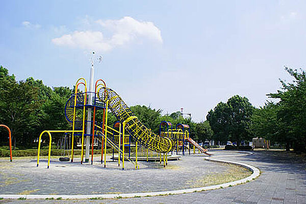 与野中央公園（350m）