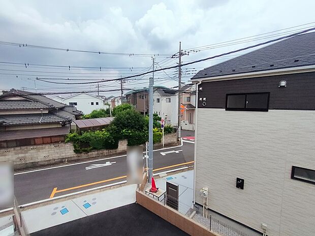 閑静な住宅地で、小さなお子様がいるご家族にも安心。