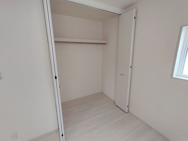全居室収納スペース付きの物件です。