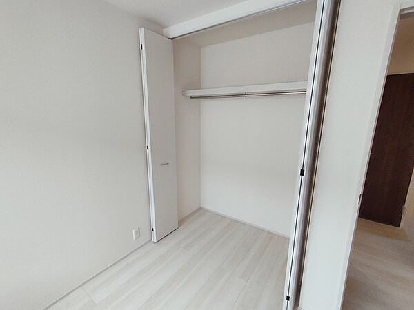 部屋ごとに設けた収納は、住みやすさへのこだわり。