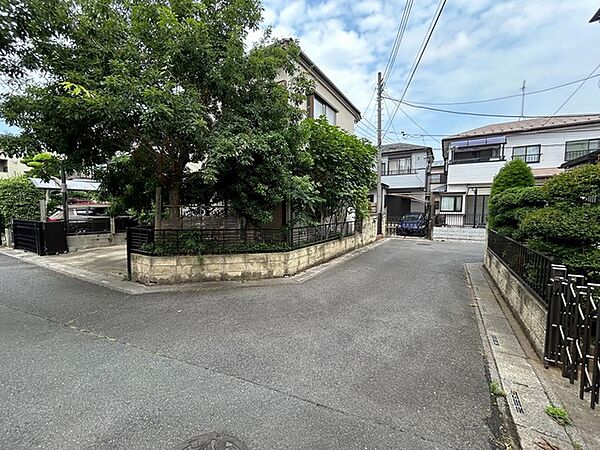 南道路に面した住まいは、お客様の自慢になるかも知れません。