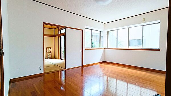 家族団らんの時間も増えそうな、くつろぎのＬＤＫ。