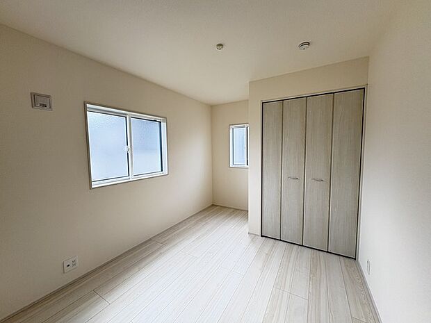 子供部屋には丁度良い洋室。サイズは5.25帖。