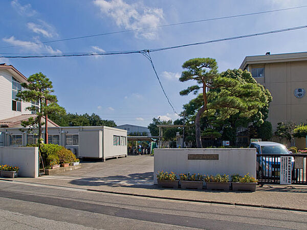上尾市立南中学校（1030m）