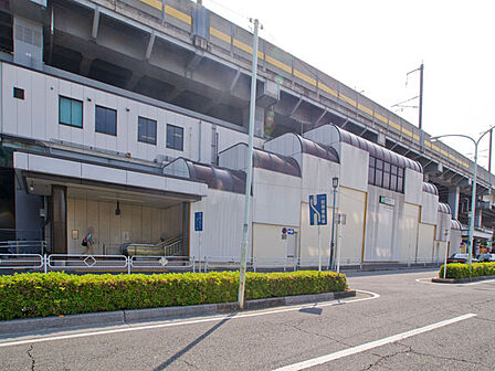 中浦和駅(710m)