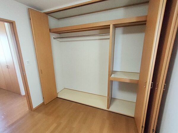 ご家族の思い出も大切にしまっておけるたっぷり収納。