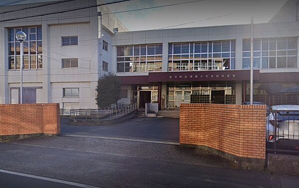 宮代町立須賀小学校（1350m）