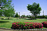周辺：せせらぎ公園（1290m）