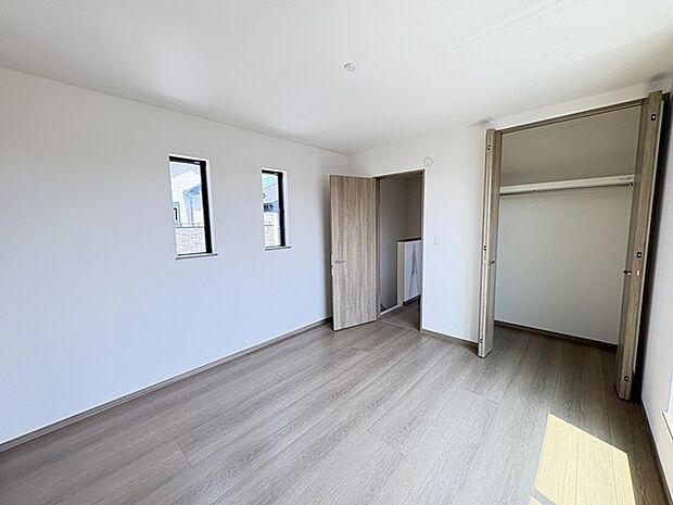 子供部屋には丁度良い洋室。