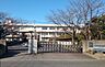周辺：行田市立西中学校（300m）
