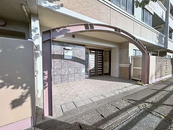 エントランスを拡大表示