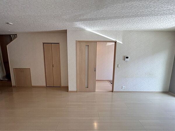 家族が自然に集りそうな広さが魅力のＬＤＫ。