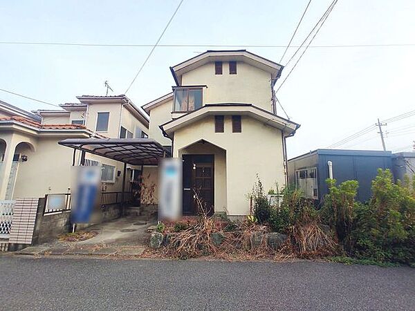 車通りの少ない閑静な住宅地、のびのびした子育てに適します。