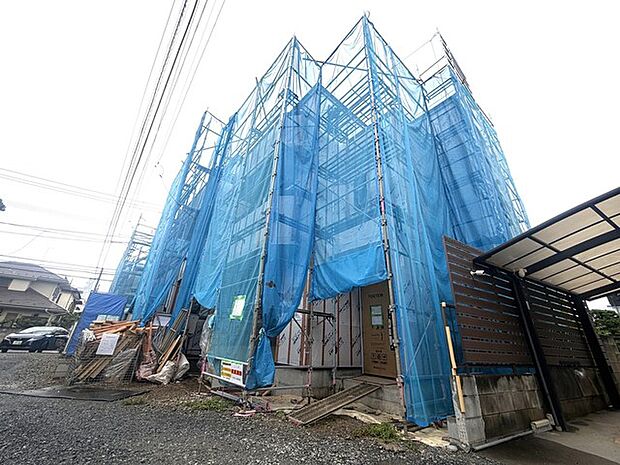 最寄り駅が徒歩6分。駅の近に住めば、家族そろった朝食タイムがさらに楽しく。
