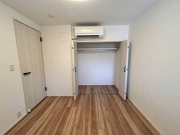 部屋ごとに設けた収納は、住みやすさへのこだわり。