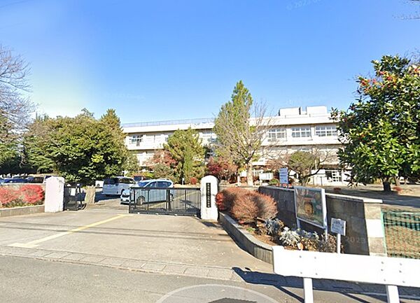 熊谷市立熊谷西小学校（1970m）