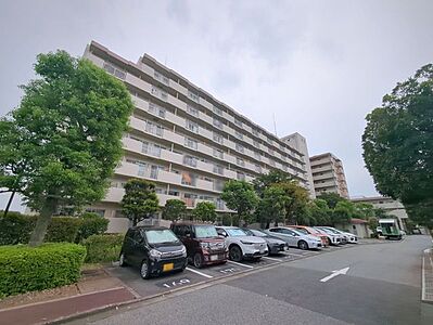 外観:こちらのマンションは、全225戸のコミュニティです。 外観:こちらのマンションは、全225戸のコミュニティです。