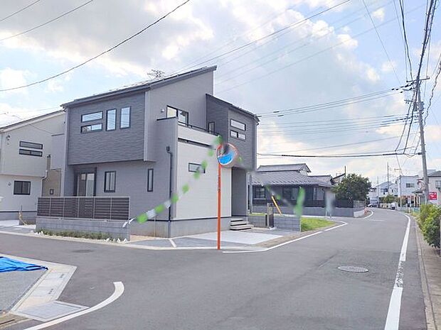 風通し・日当たりに優れる角地。開放感をお楽しみください。