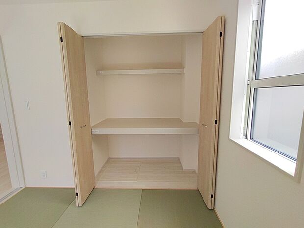 全居室収納スペース付きの物件です。