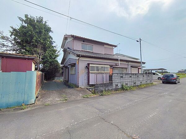道路は6ｍになると駐車の際の停めやすさがかなり違ってきます。