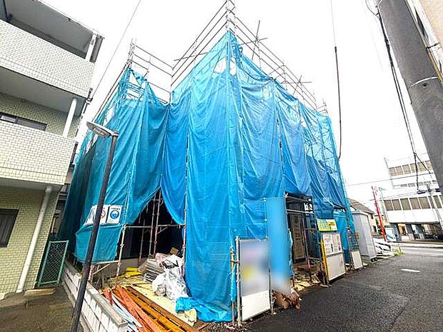 基礎から完成済みの住まいまで、各工程をご確認いただけます。
