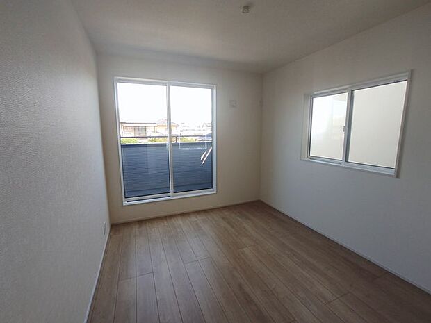 この部屋だれの部屋にしようかな、なんて会話を現地で楽しんでください。