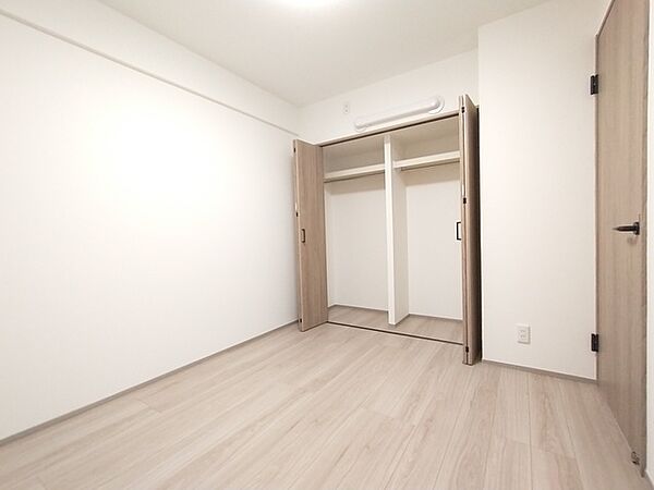 ご家族の思い出も大切にしまっておけるたっぷり収納。