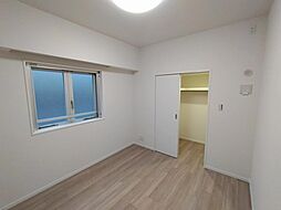 寝室の画像