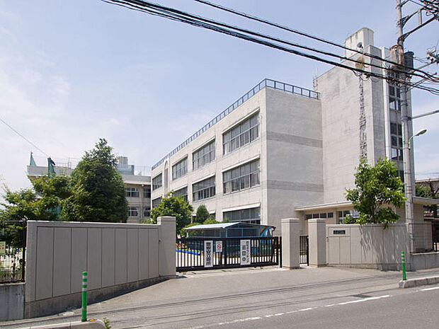 さいたま市立大戸小学校（30m）