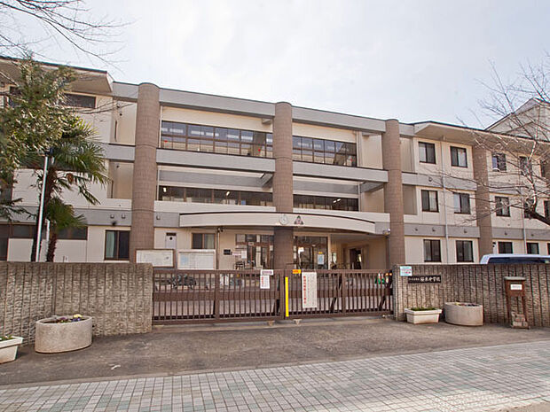 さいたま市立桜木中学校（1300m）