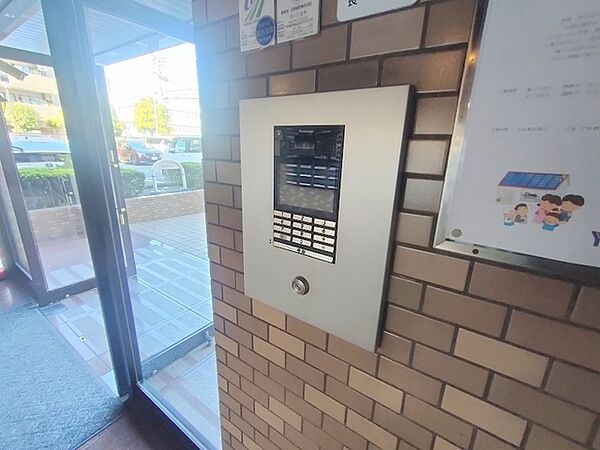 オートロックでお子様も女性のお客様の安心。