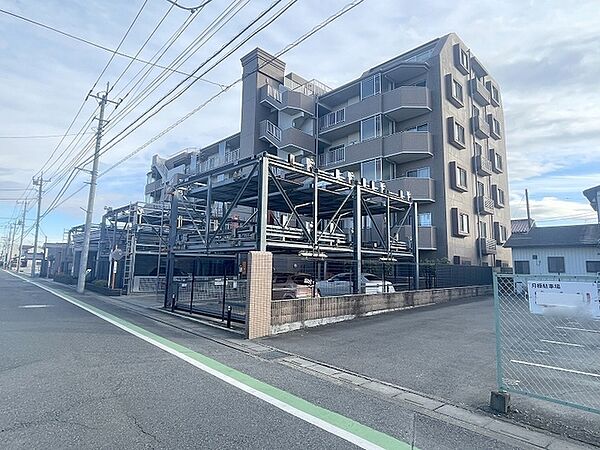 apartment 埼玉県熊谷市末広２丁目
地図を見る